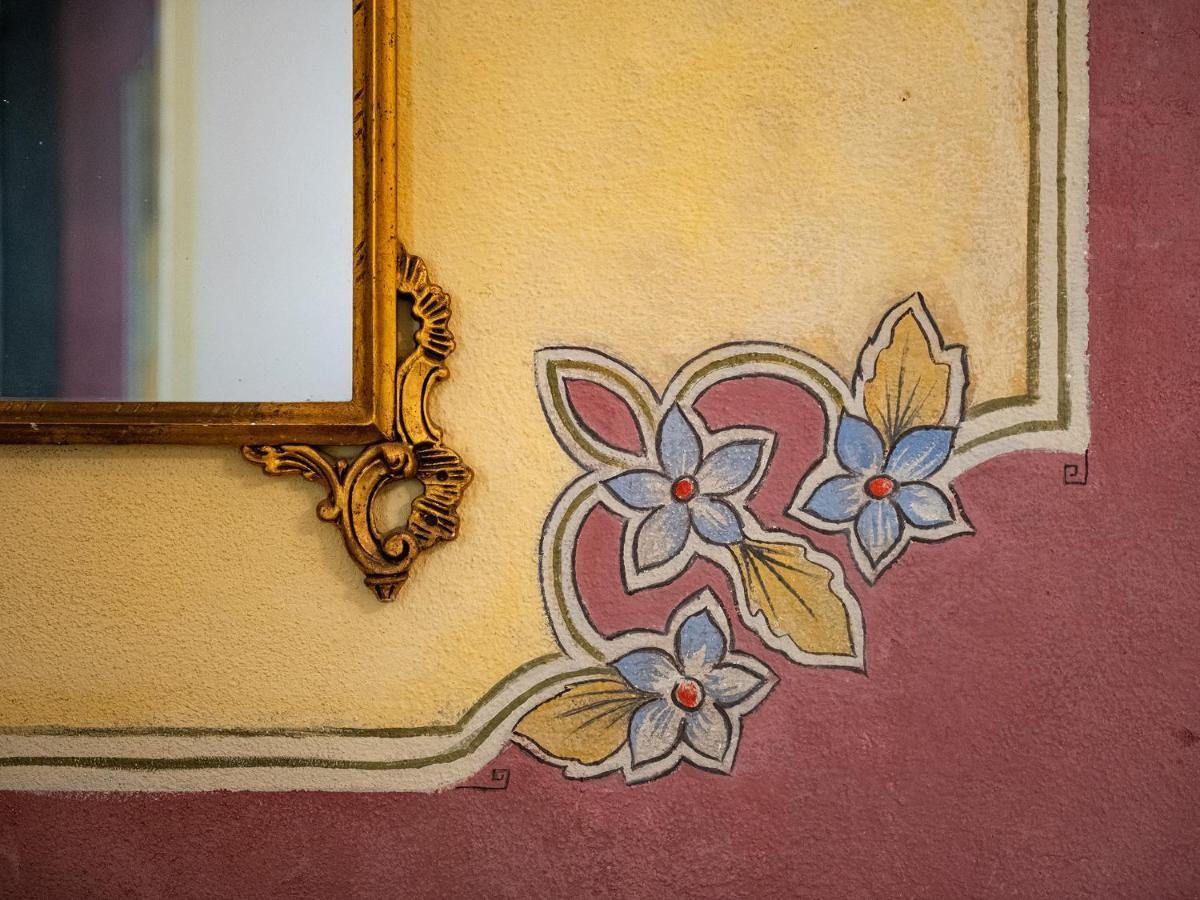 Palazzo Cherchi Dorgali Exterior photo